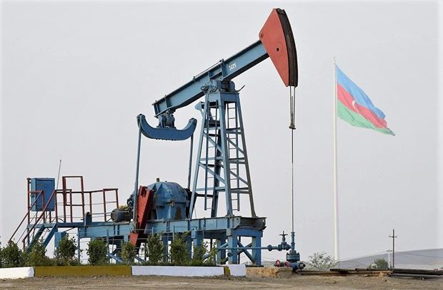 Azərbaycan neftinin qiyməti 44 dollara yaxınlaşıb