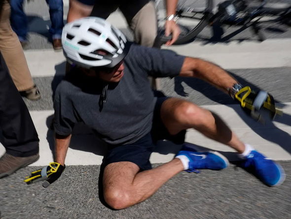 Baydenin yıxılmasından sonra Tramp bir daha velosiped sürməyəcəyinə söz verdi - FOTO/VİDEO