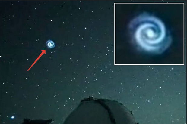 Səmada qalaktikaya bənzəyən sirli mavi spiralın heyrətamiz görüntüsü - VİDEO