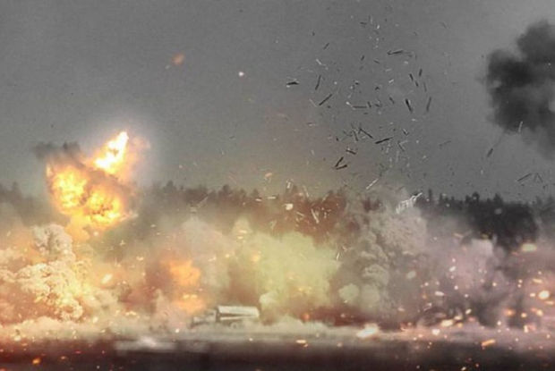 ABŞ qırıcı təyyarələri Suriyada İran hədəflərinə raket zərbələri endirdi - VİDEO