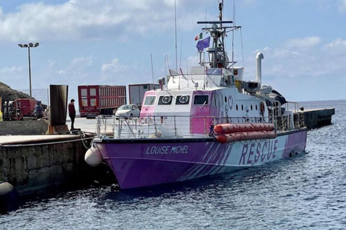 İtaliyada Benksinin miqrant xilasetmə gəmisi saxlanılıb