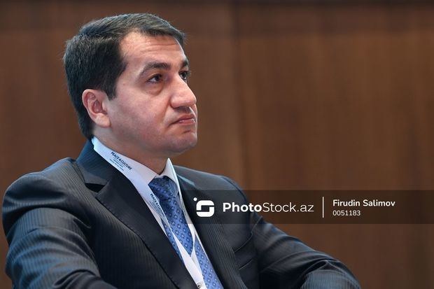 Помощник Президента поделился публикацией в связи с гумпомощью карабахским армянам